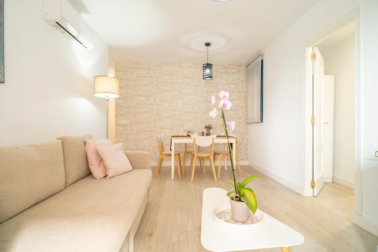 Apartamento Malaga Beach - Center B&C Εξωτερικό φωτογραφία