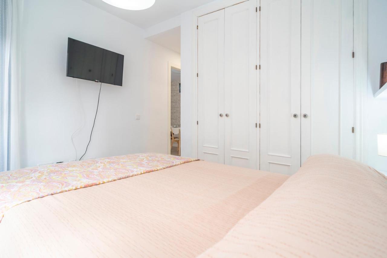 Apartamento Malaga Beach - Center B&C Εξωτερικό φωτογραφία