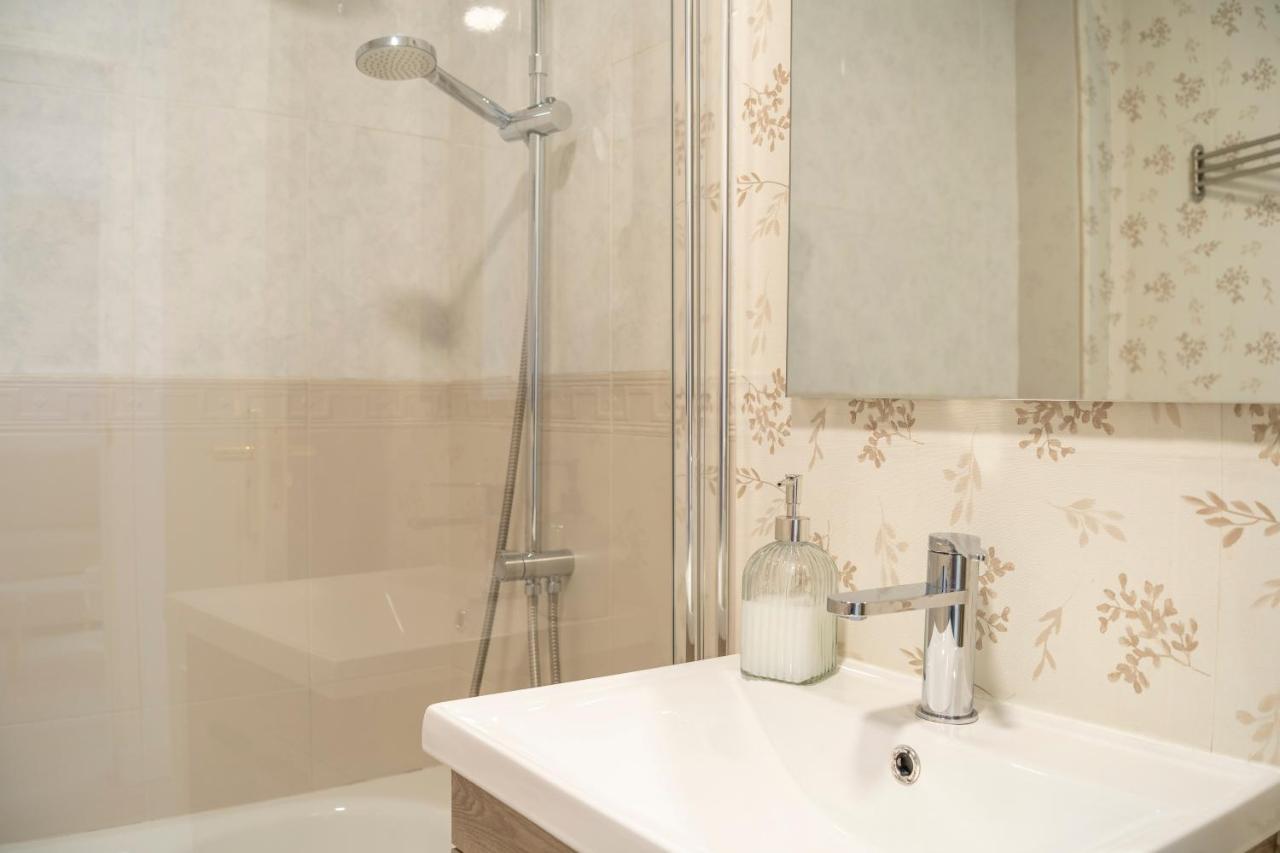 Apartamento Malaga Beach - Center B&C Εξωτερικό φωτογραφία