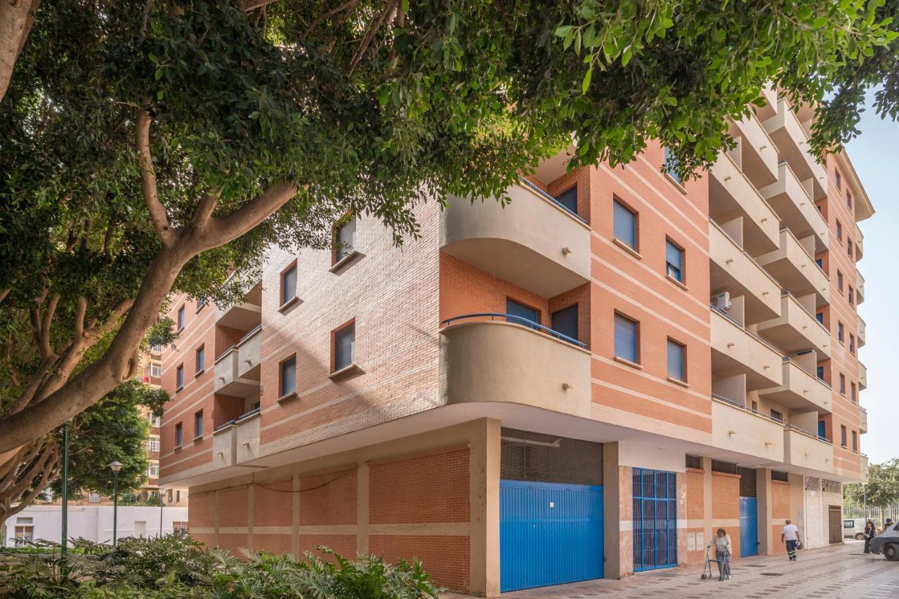 Apartamento Malaga Beach - Center B&C Εξωτερικό φωτογραφία